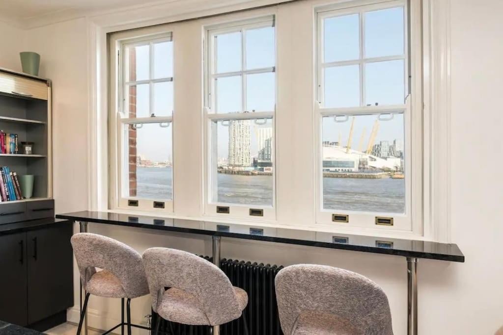 3 X Bedroom Riverside Flat With Hot Tub On Roof Terrace London Eksteriør billede
