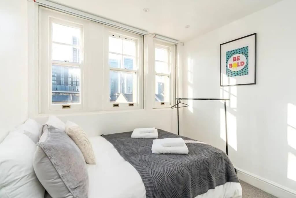 3 X Bedroom Riverside Flat With Hot Tub On Roof Terrace London Eksteriør billede