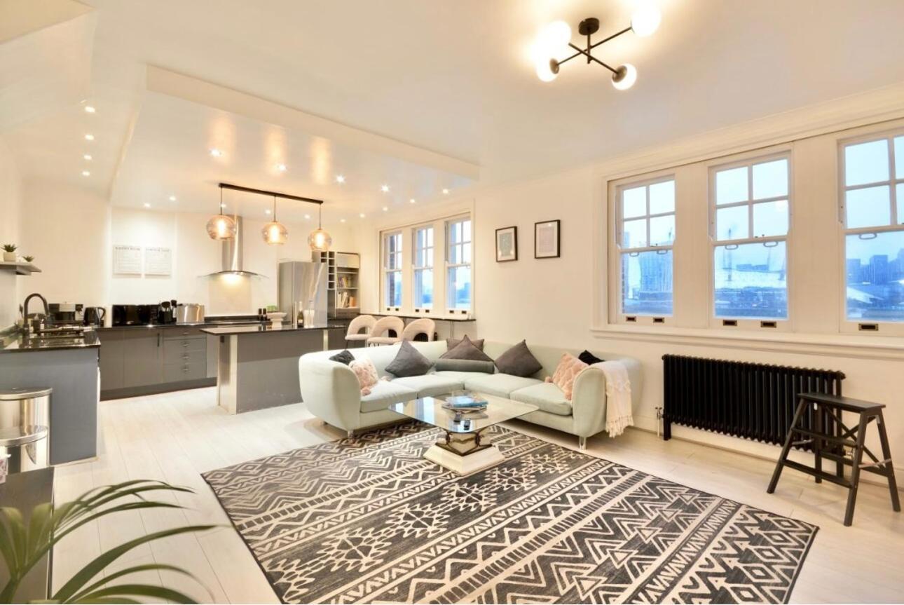 3 X Bedroom Riverside Flat With Hot Tub On Roof Terrace London Eksteriør billede